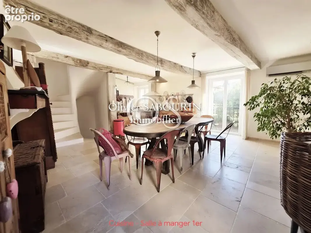 Exceptionnel au cœur du village de Roquebrune-sur-Argens ! - photo 3