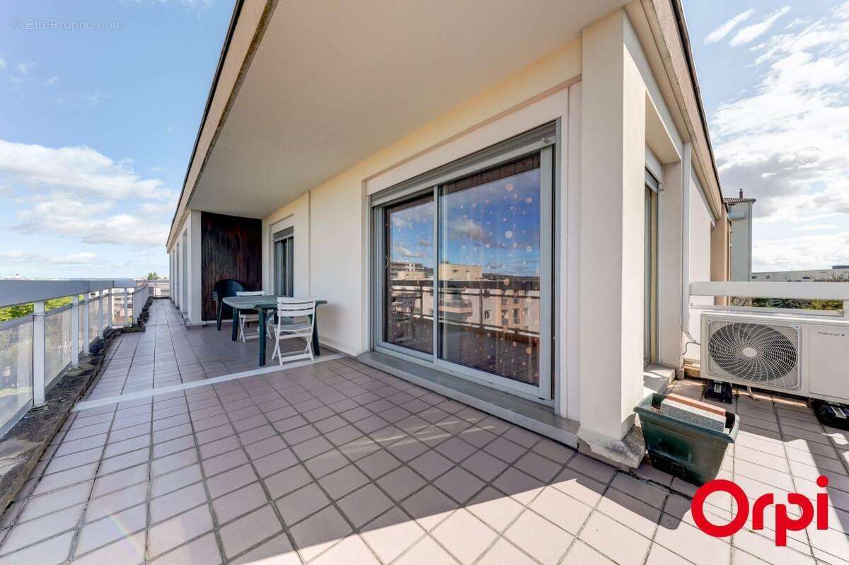 Appartement à LYON-4E