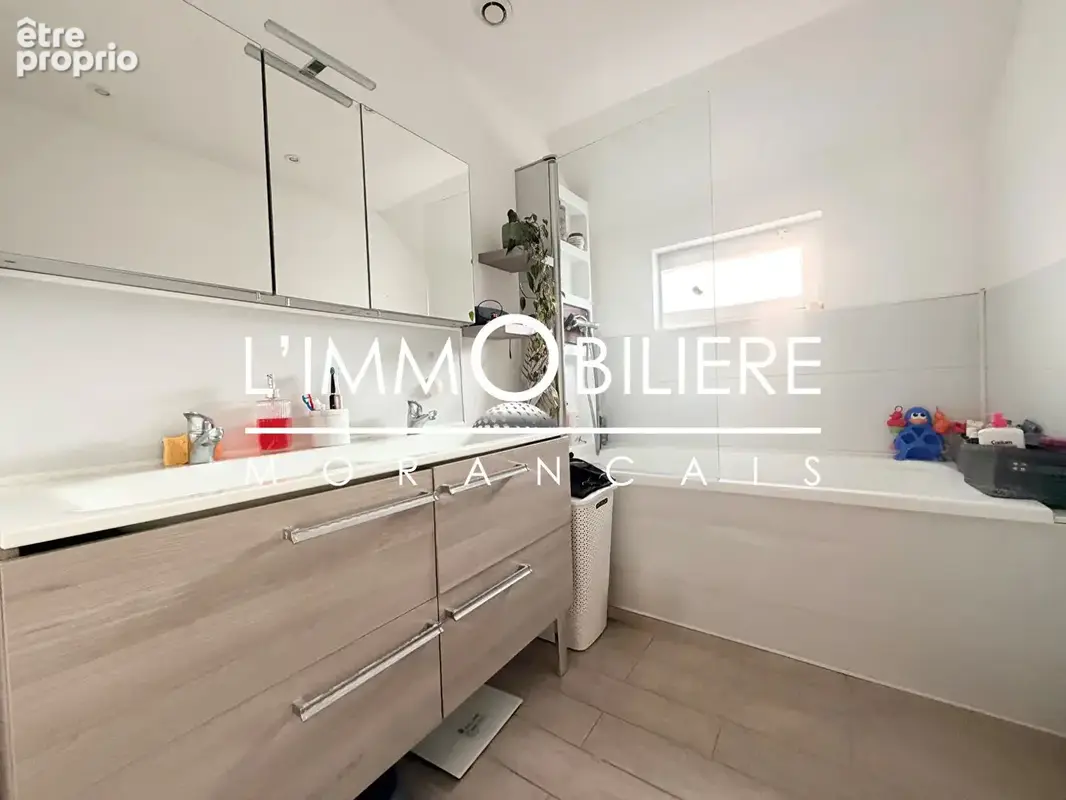 Maison Preaux 4 pièce(s) 95 m2 - photo 1