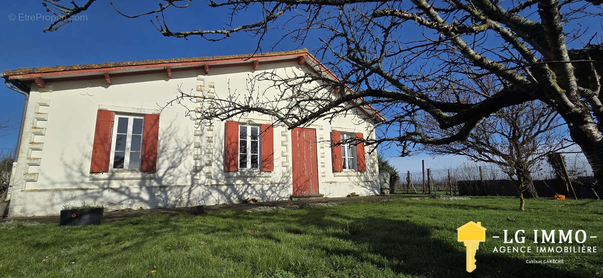 Maison à MORTAGNE-SUR-GIRONDE