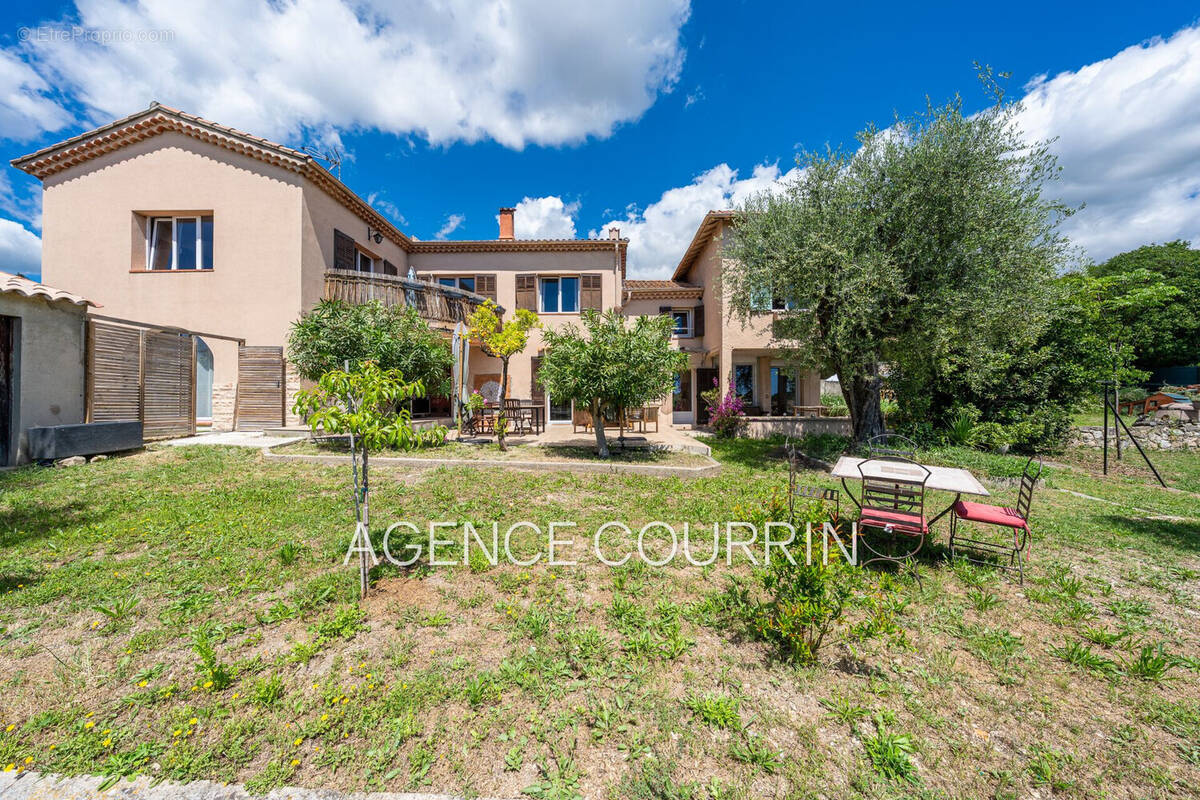 Maison à GRASSE