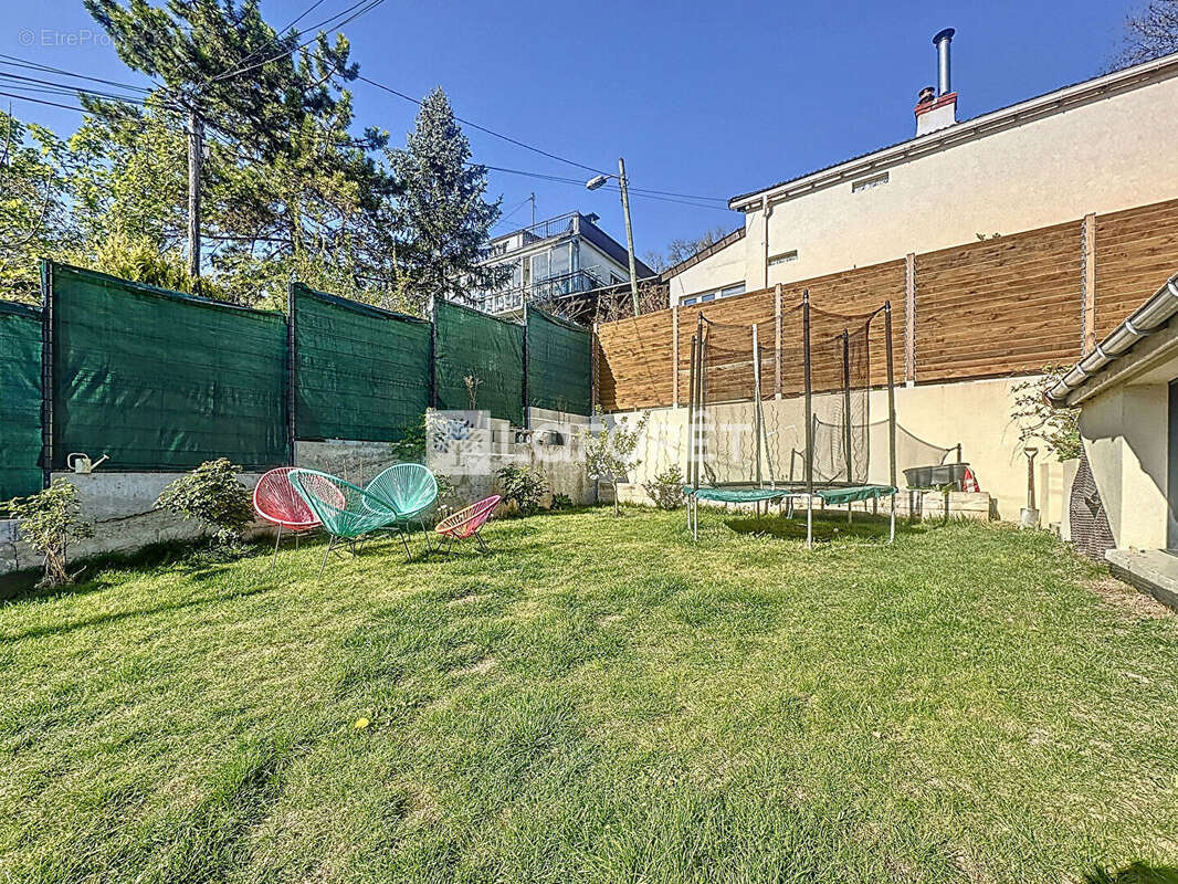 Maison à CHAMPIGNY-SUR-MARNE