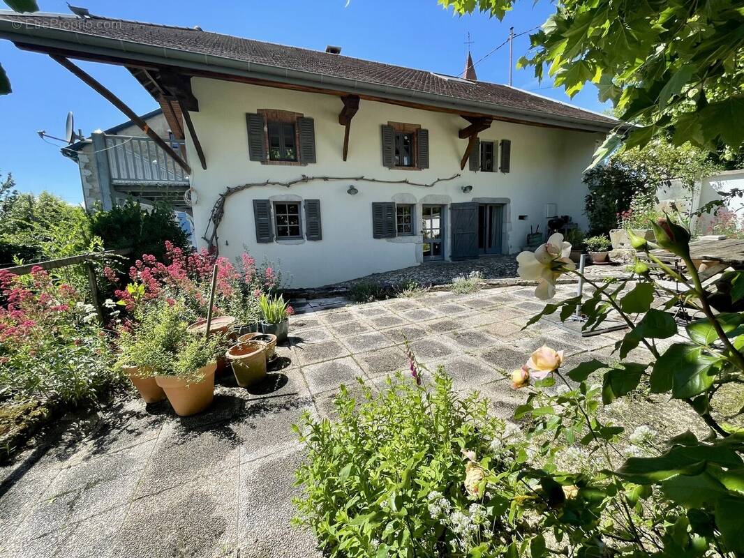 Maison à CHESSENAZ