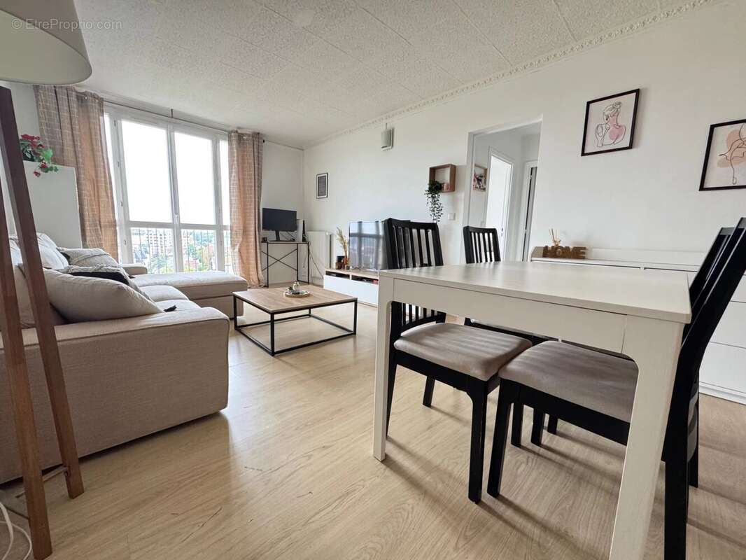 Appartement à CHAMPIGNY-SUR-MARNE