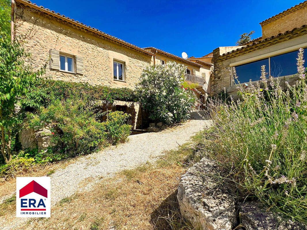 Maison à MAZAN