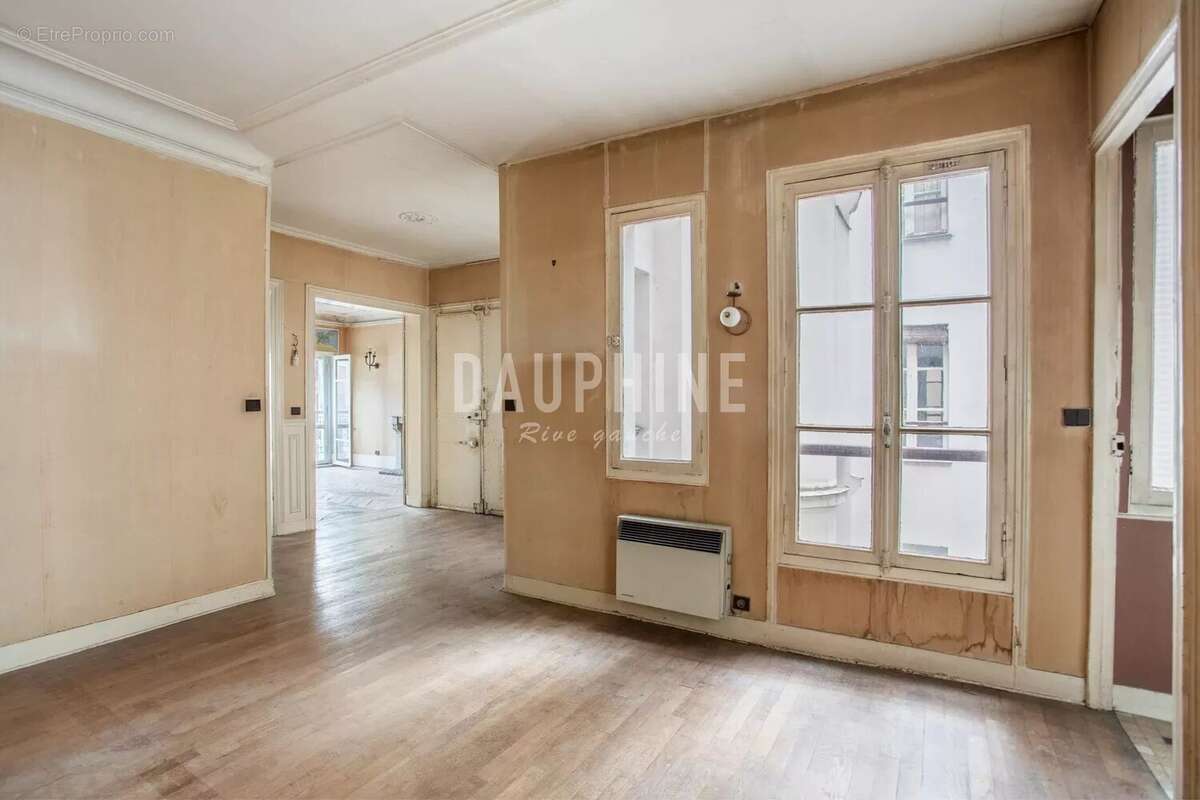 Appartement à PARIS-5E