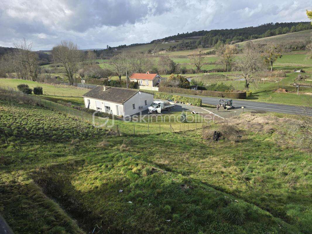 Maison à SAINT-CREPIN-D'AUBEROCHE