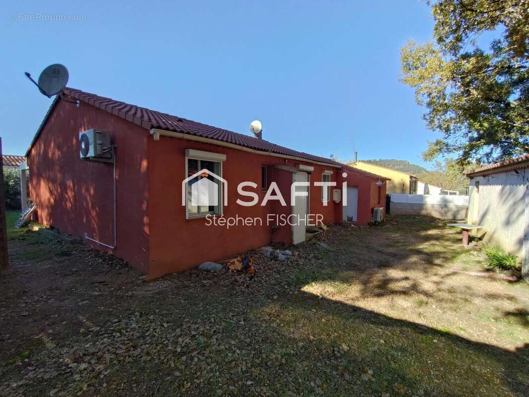 Photo 2 - Maison à GONFARON