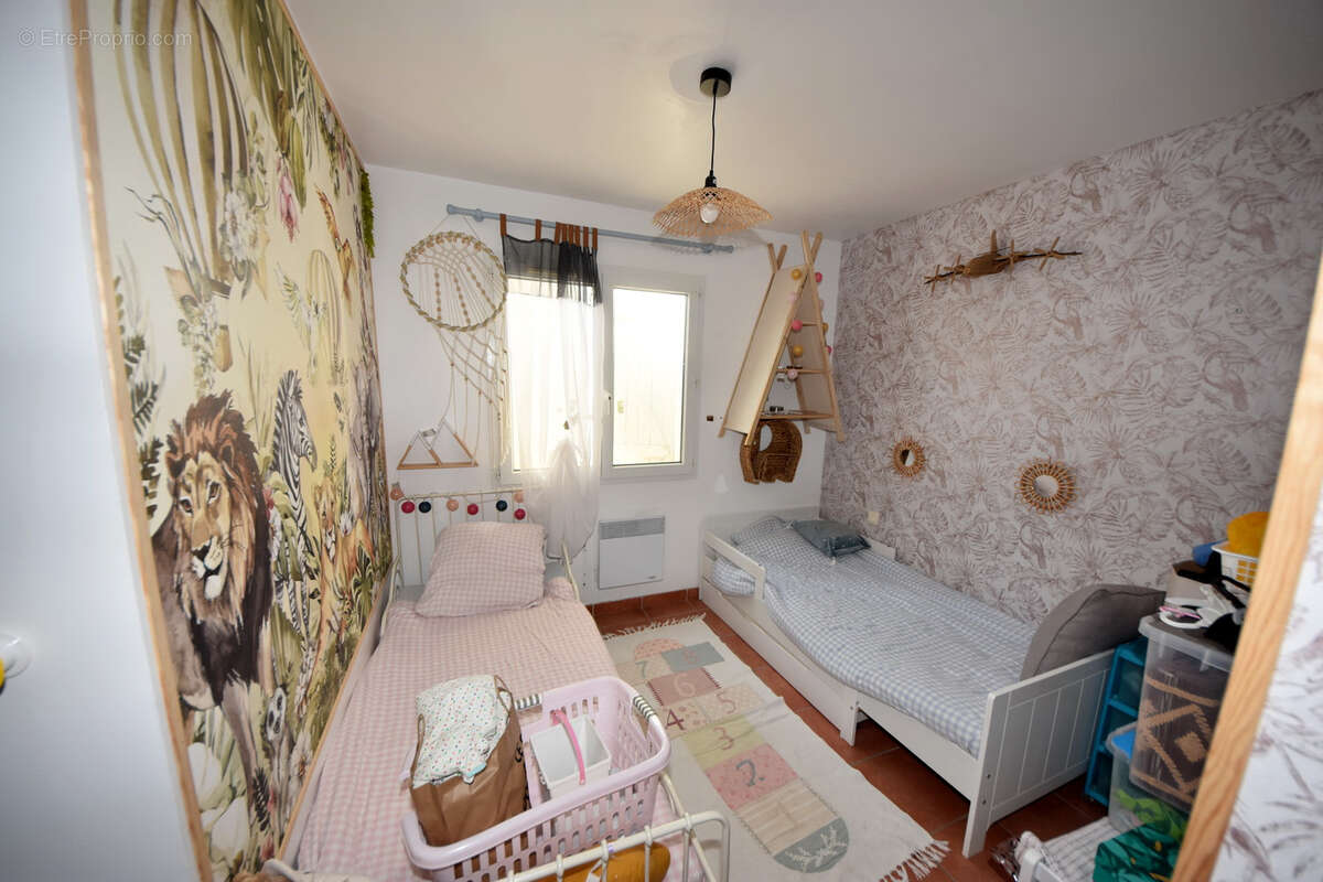 Maison à GINESTAS