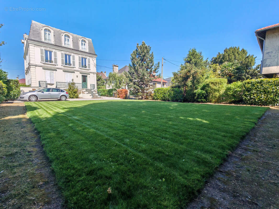 Appartement à SAINT-GRATIEN