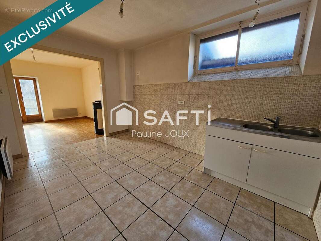 Photo 2 - Maison à MADONNE-ET-LAMEREY