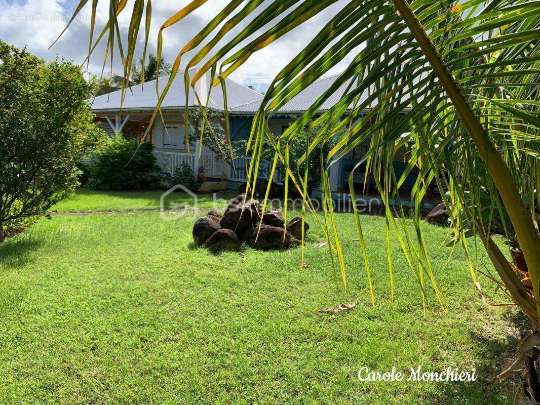 Maison à SAINTE-ROSE