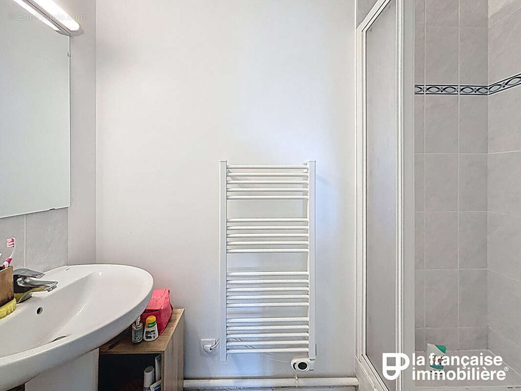 Appartement à LIFFRE