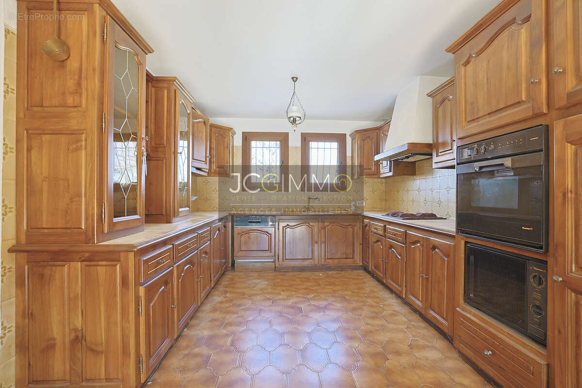 Maison à PIERREFEU-DU-VAR