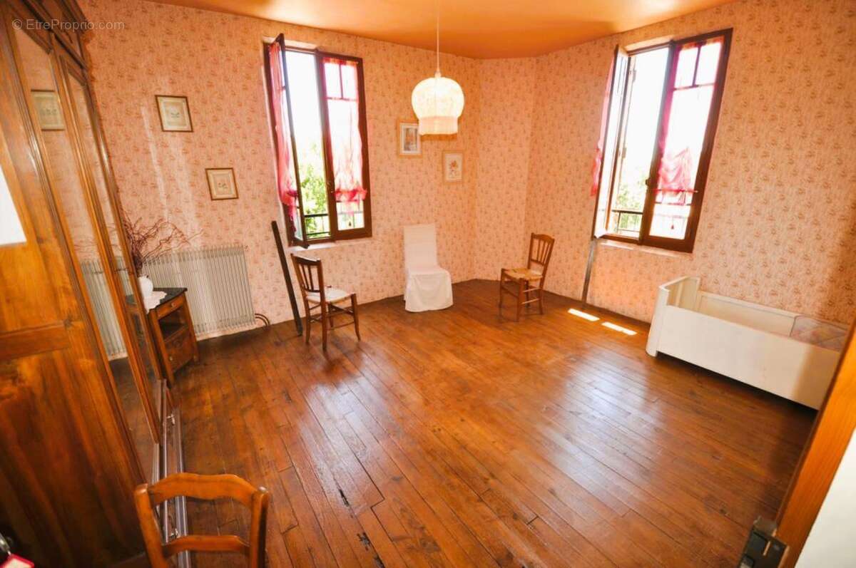 Maison à CESTAYROLS
