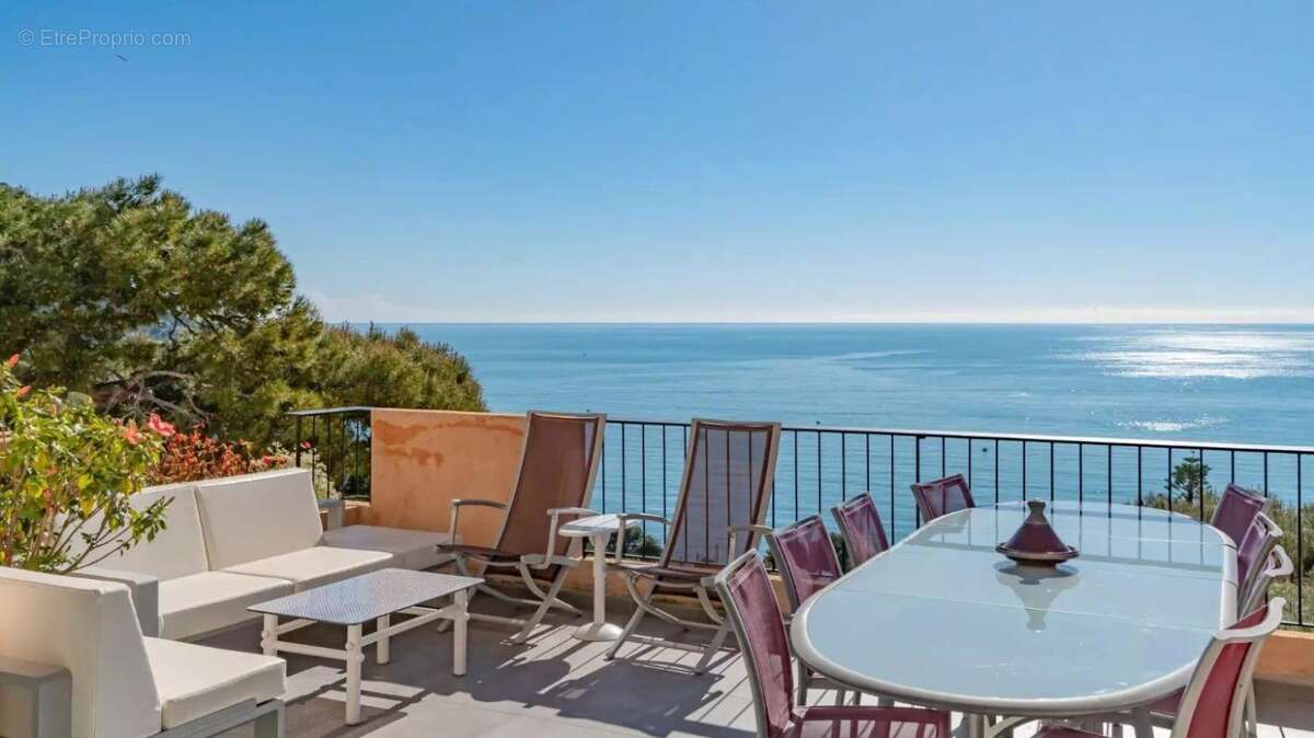 Maison à EZE