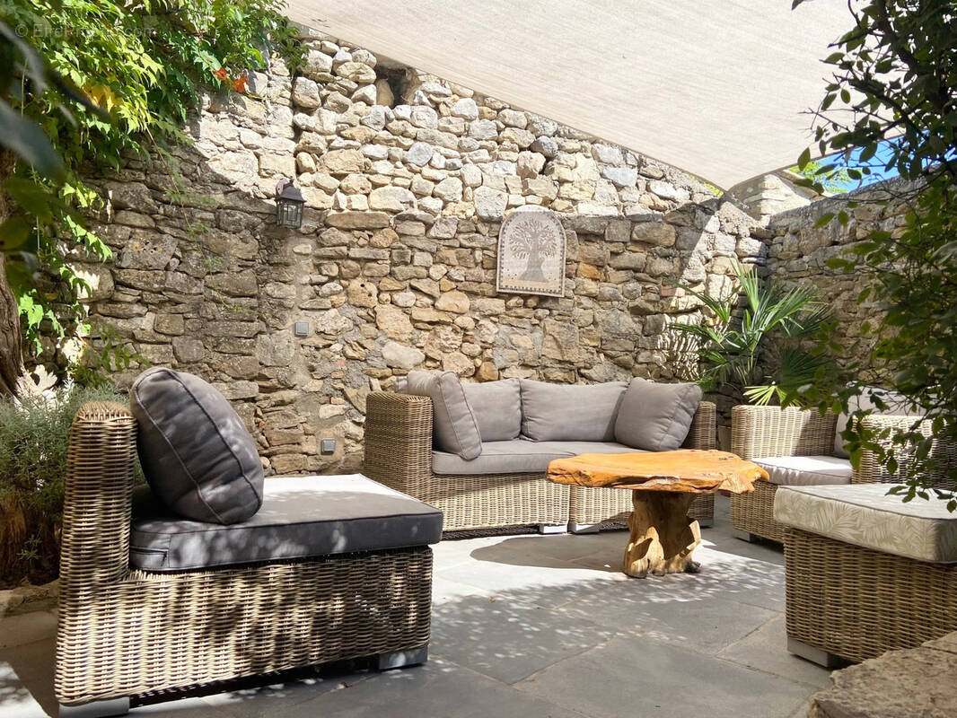 Maison à SAINT-ANDRE-DE-ROQUEPERTUIS