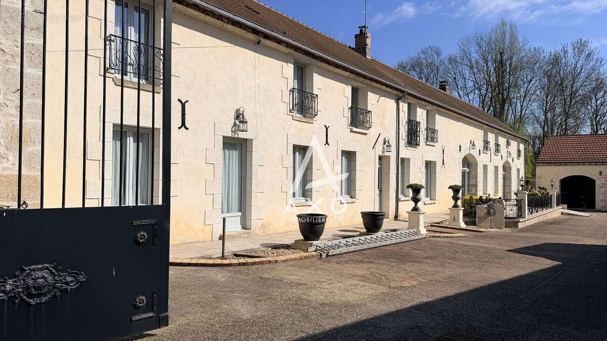 Maison à PREFONTAINES