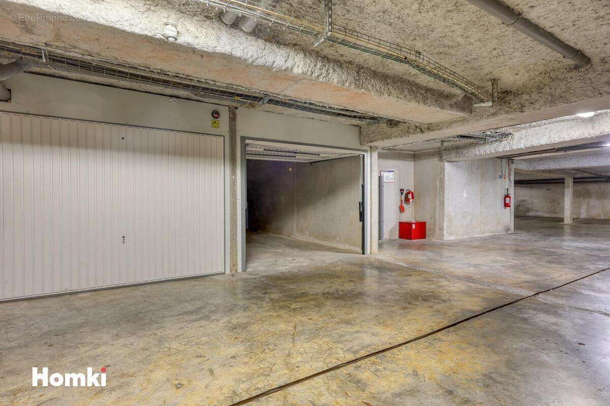 Appartement à SIX-FOURS-LES-PLAGES