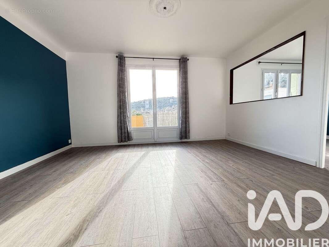 Photo 6 - Appartement à CLERMONT-L'HERAULT