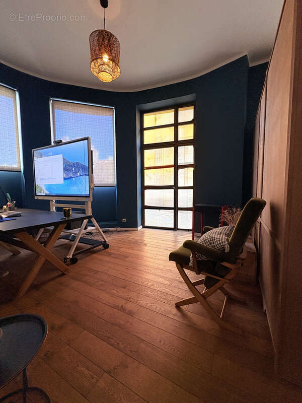 Commerce à SAN-MARTINO-DI-LOTA