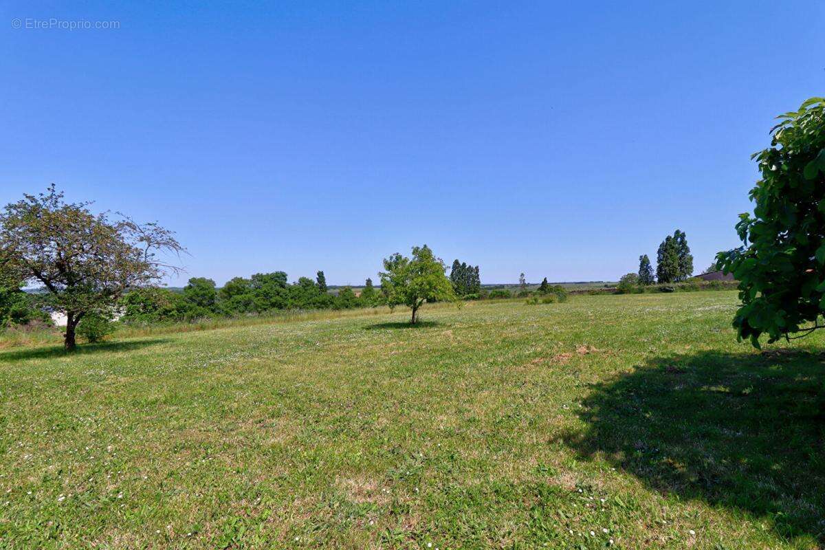 Maison à VILLIERS-EN-PLAINE