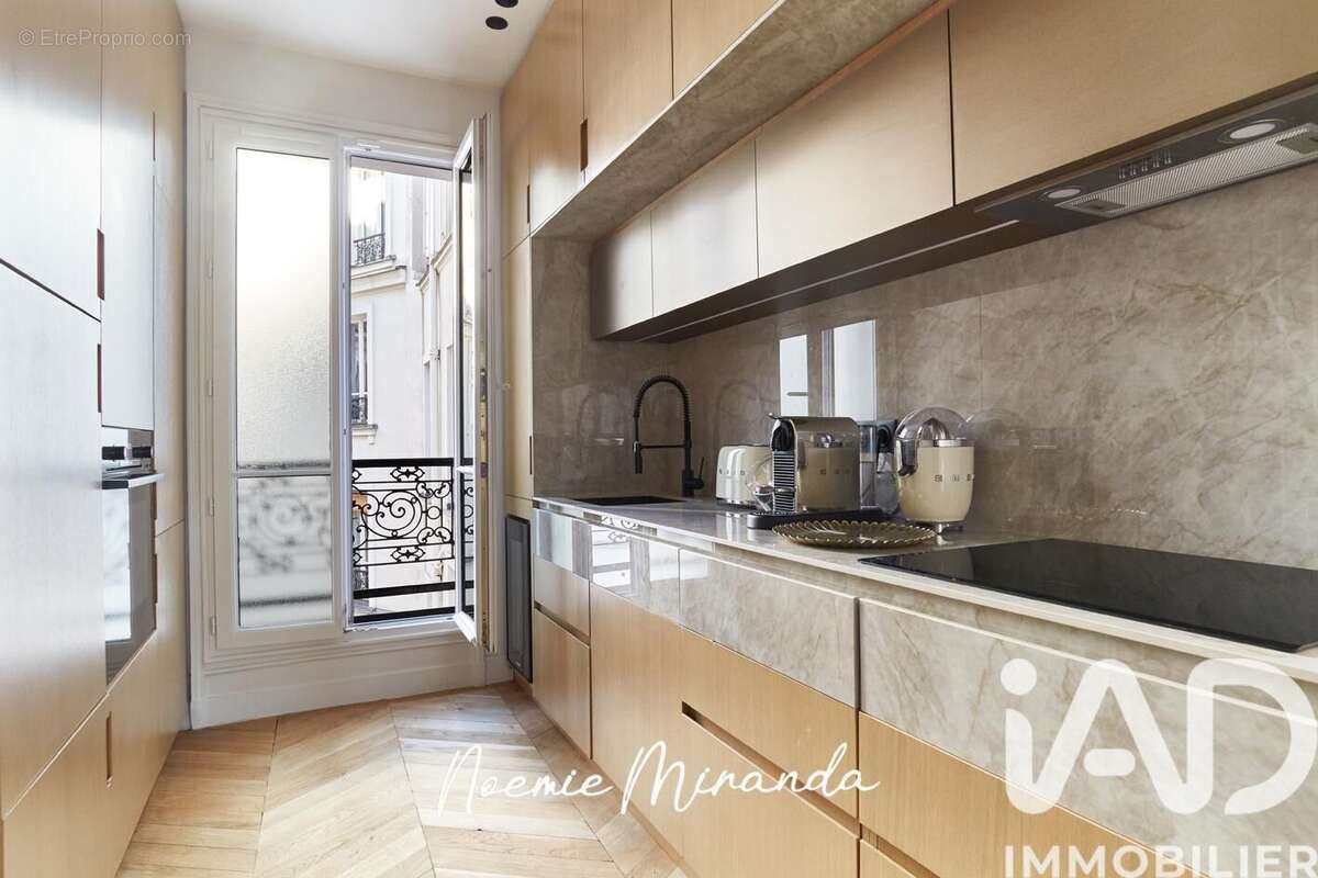 Photo 8 - Appartement à PARIS-16E