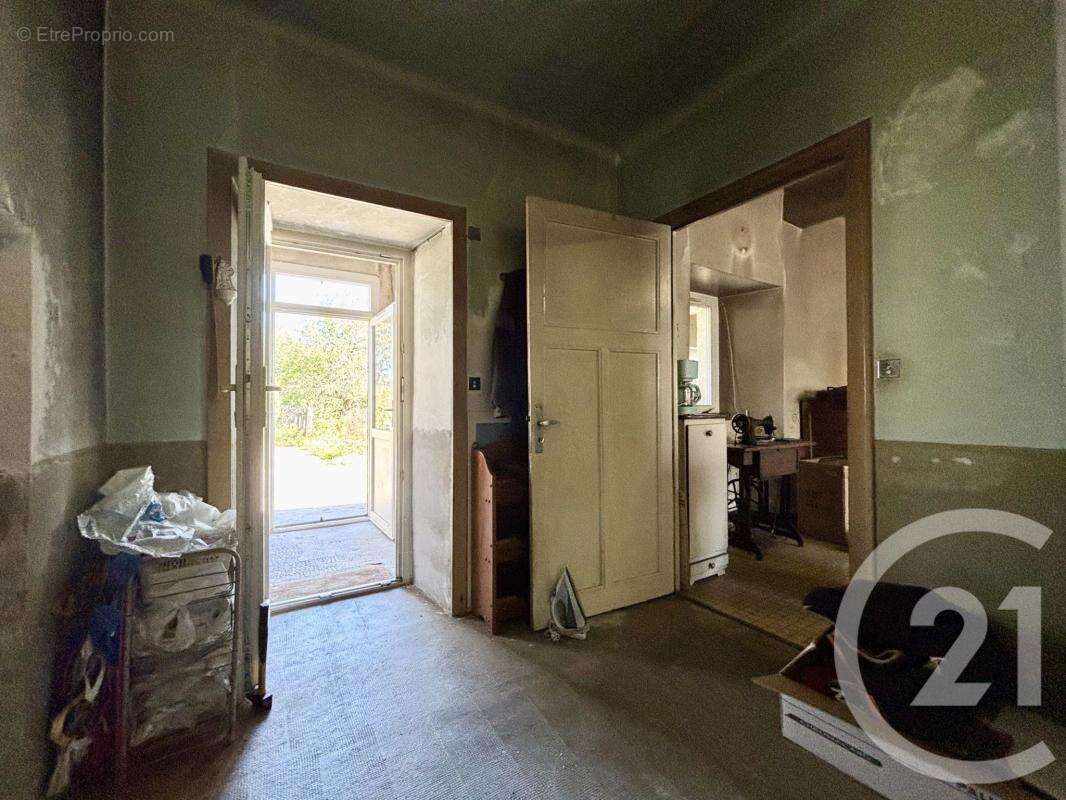 Maison à LA PORCHERIE