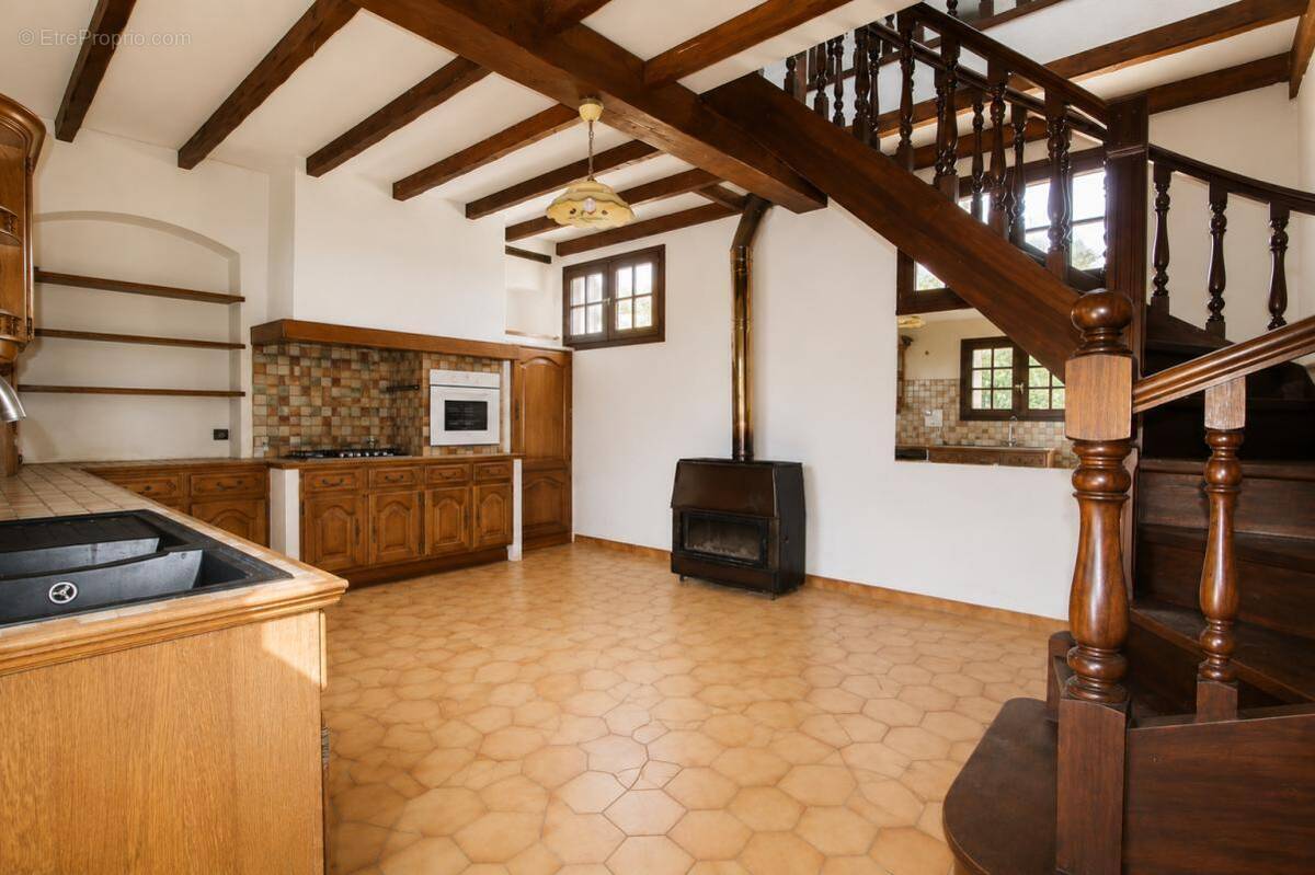 Maison à COURSAN