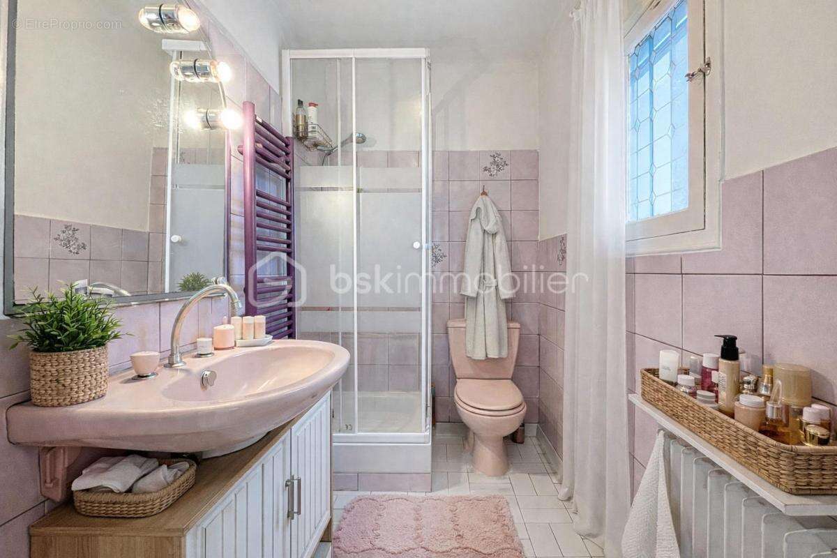 Maison à SARTROUVILLE