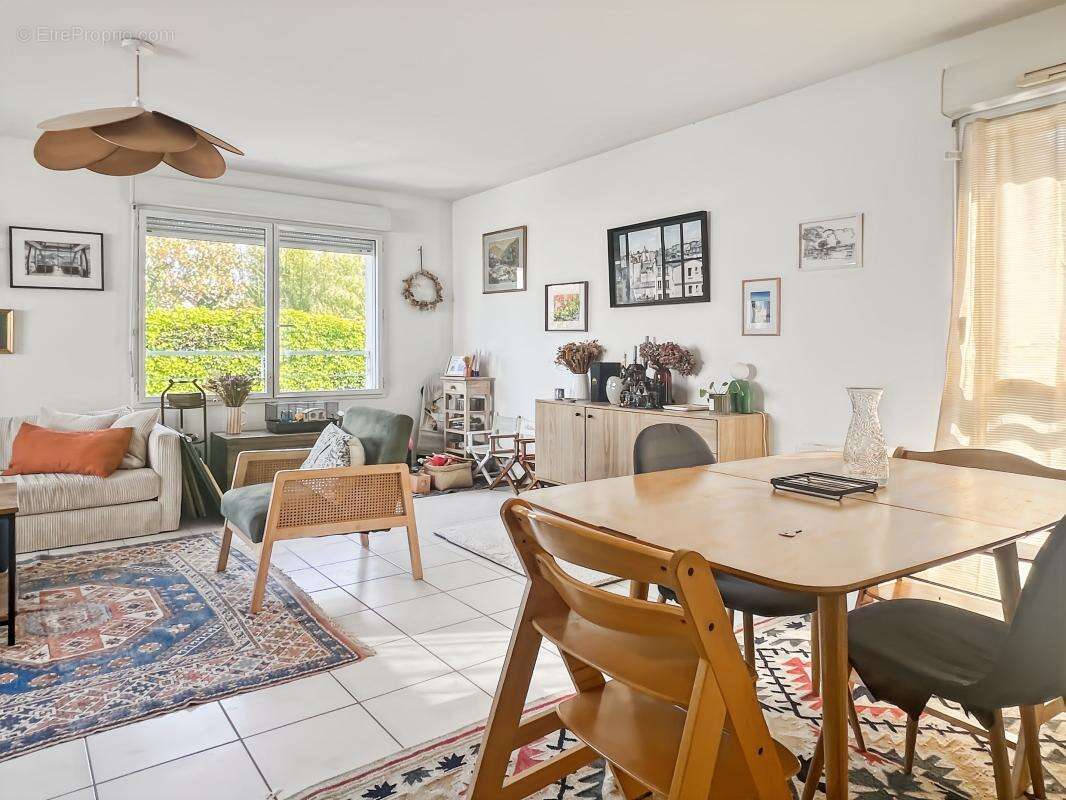 Appartement À Vendre - photo 3