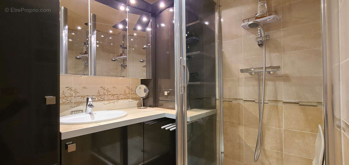 Appartement à THIAIS