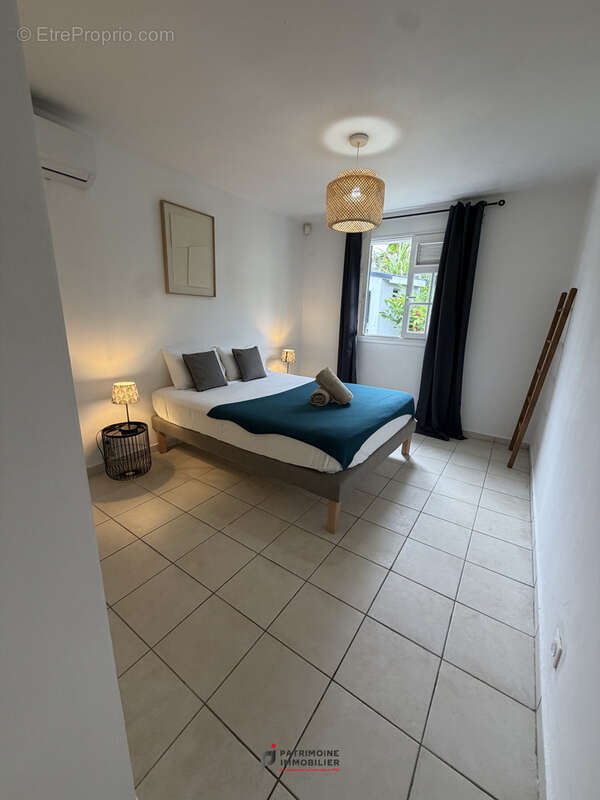 Maison à PETIT-BOURG