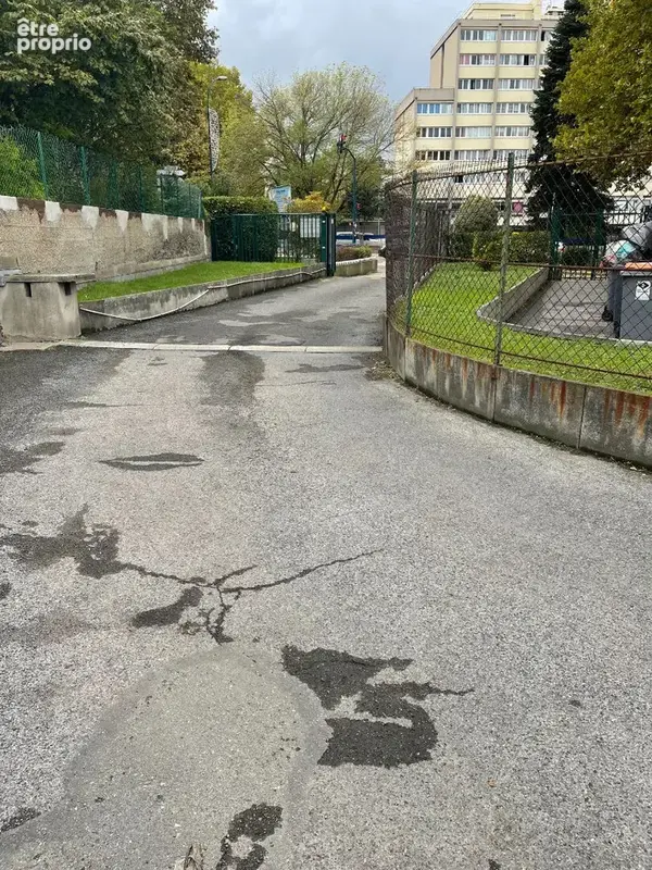 Parkings exterieur securise - photo 4