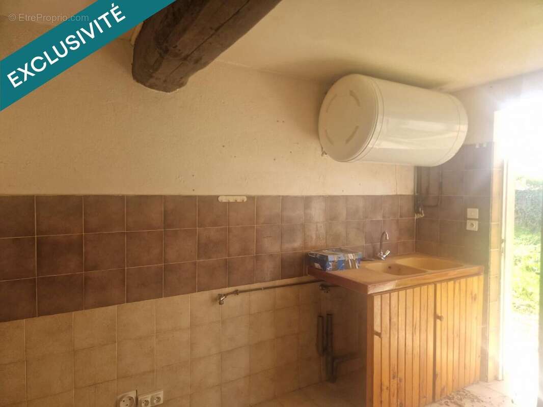 Maison 111 m² à Valignat  - photo 4