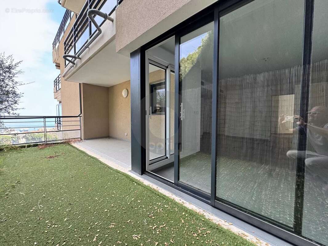 Appartement à ROQUEBRUNE-CAP-MARTIN