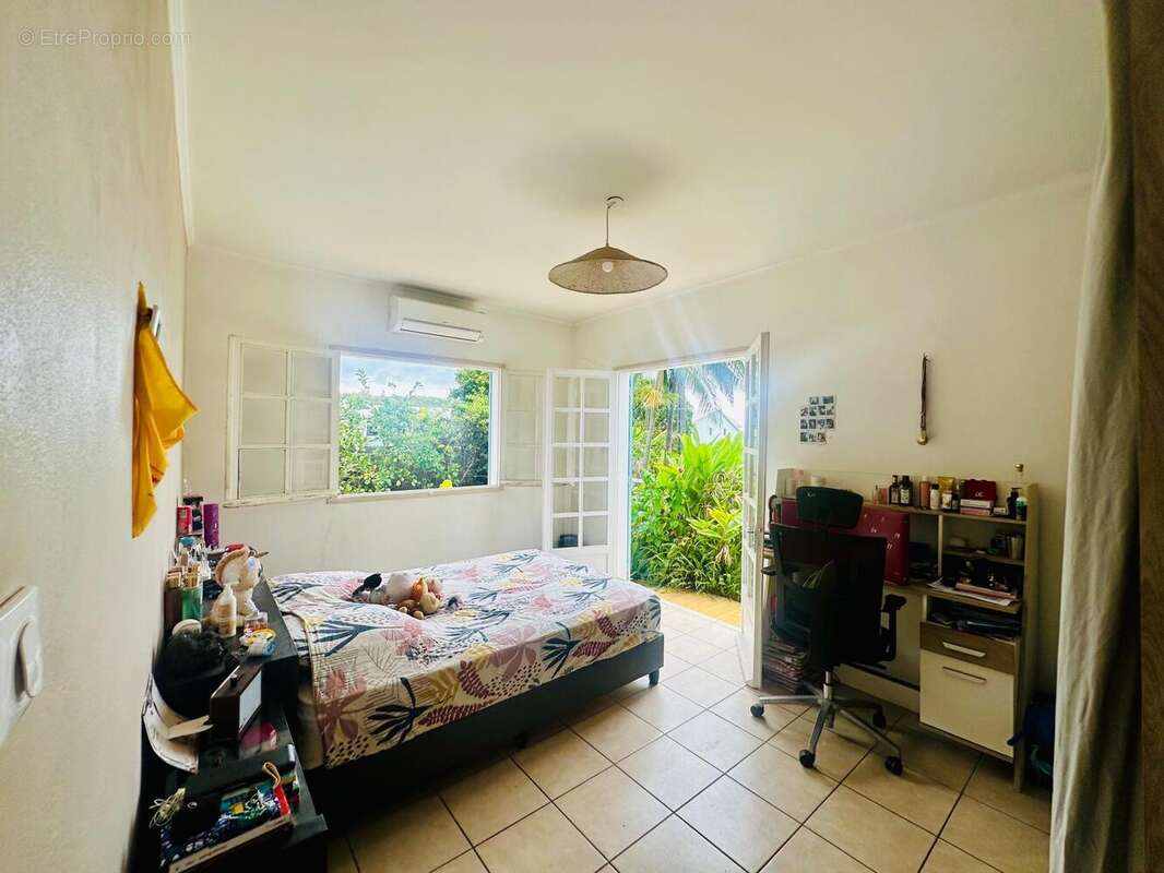 Photo 8 - Maison à SAINT-DENIS