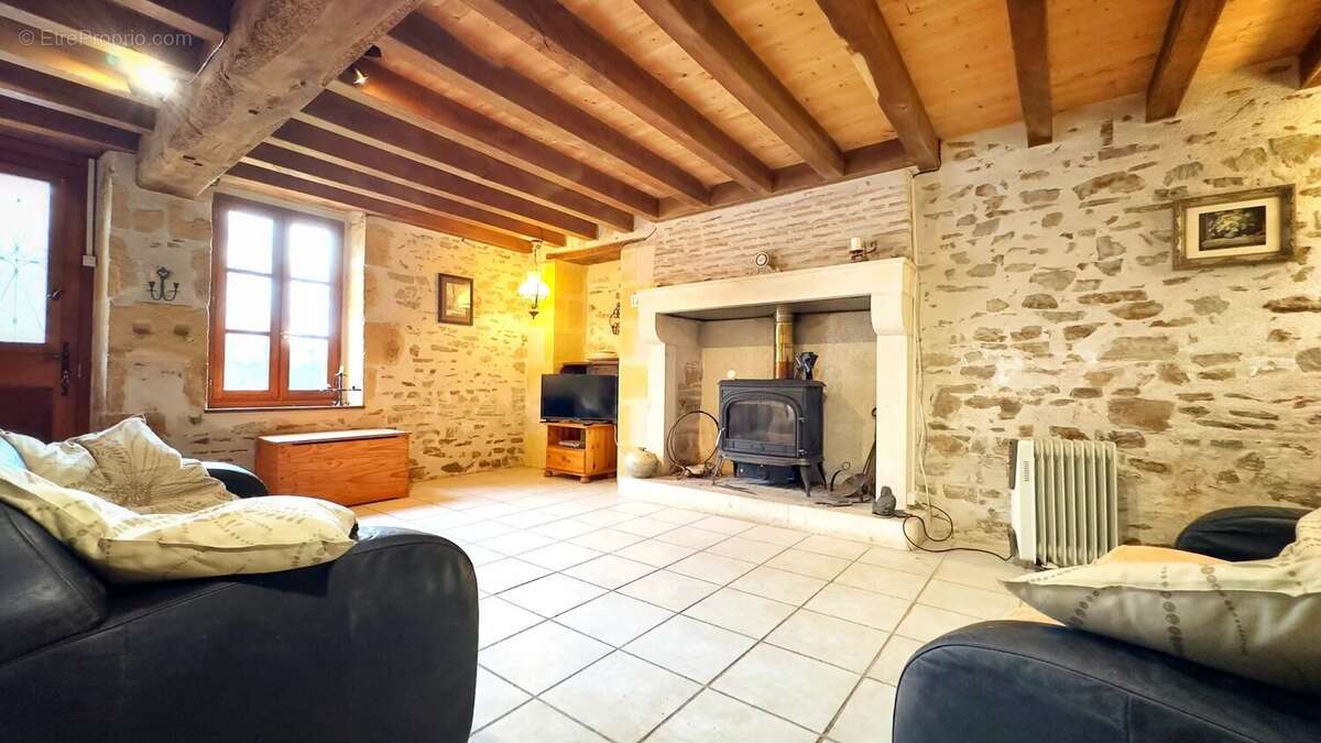 Maison à CHATEAUMEILLANT