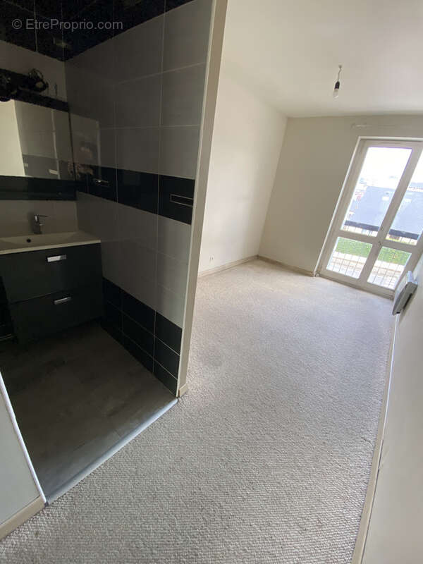 Beau duplex 6 pièces 105 m2   Loggia sud, garage & balcon   Onet-le-Château (La Baleine) - photo 12