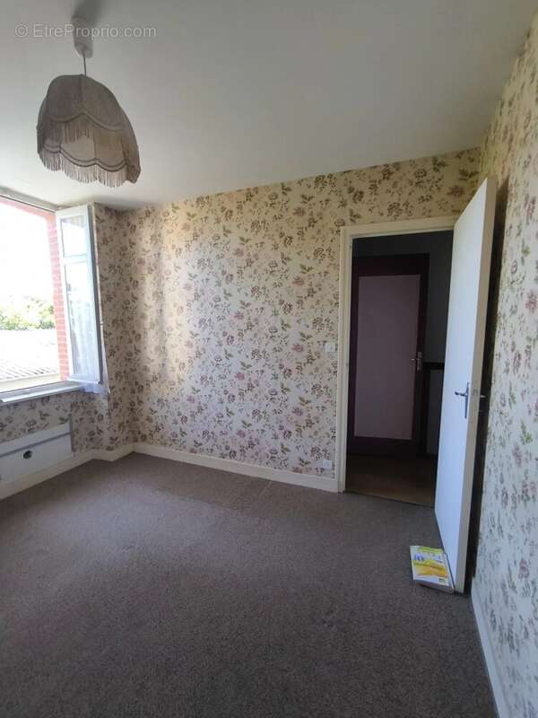 Maison à SAINT-JUNIEN