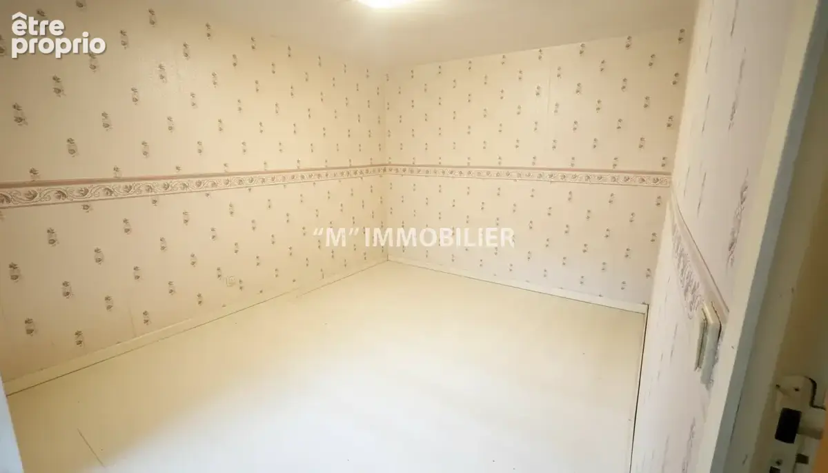 Maison atypique en pierre   Secteur Essômes-sur-Marne 5 chambres - photo 14