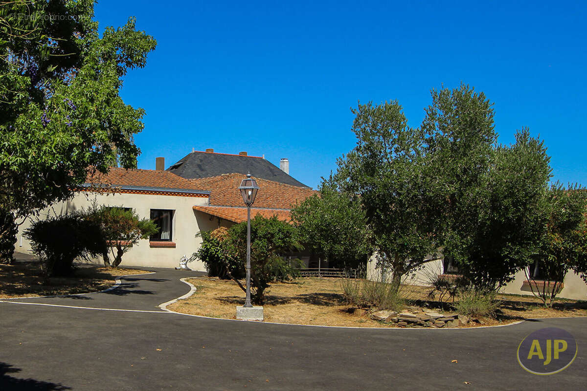 Maison d'exception en Pierre - photo 11