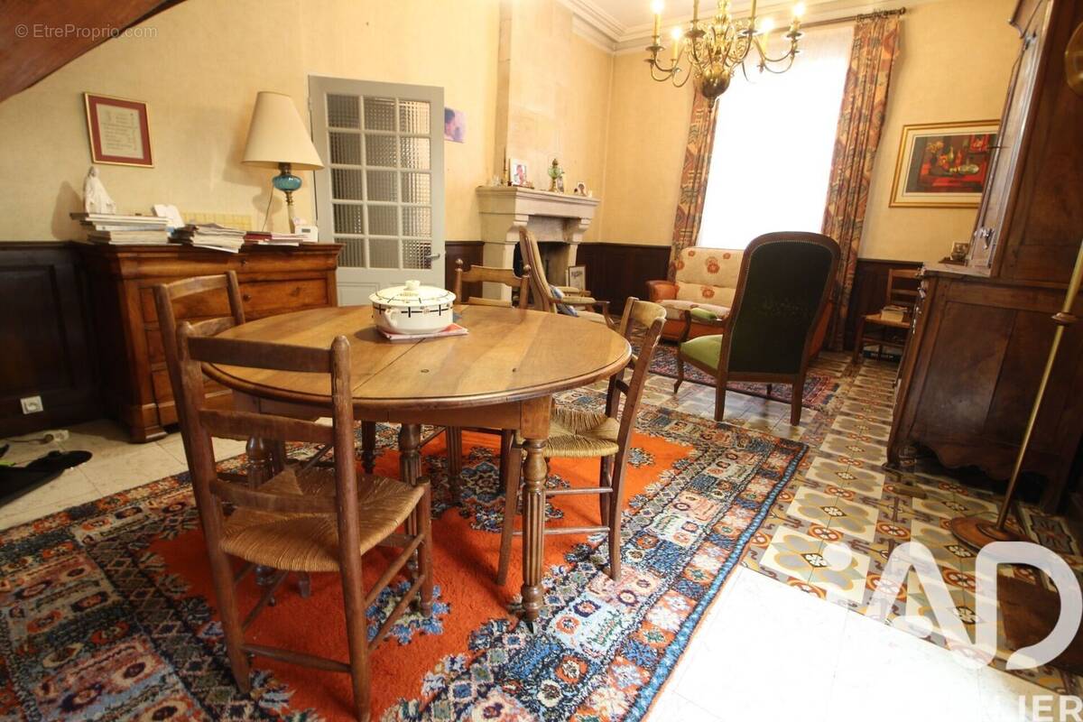 Photo 1 - Maison à LE GRAND-PRESSIGNY