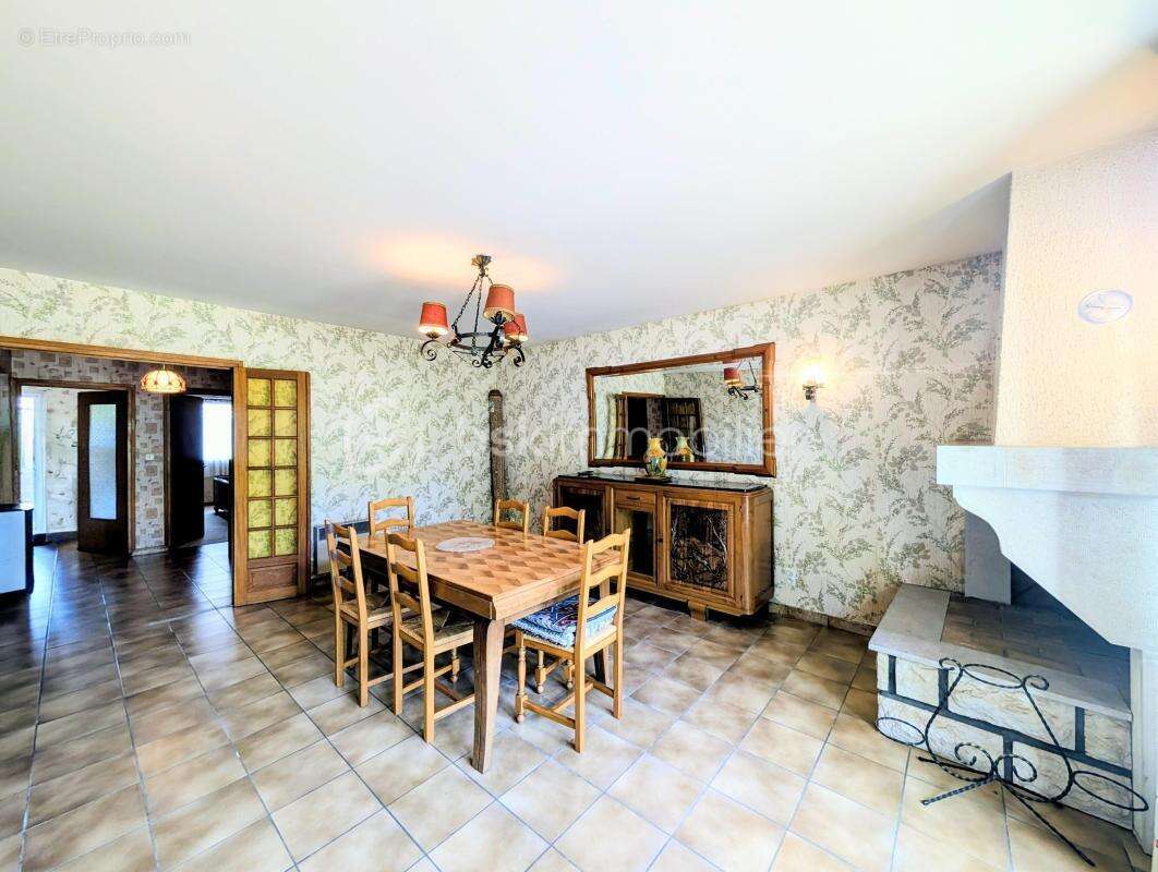 Arviere en valromey --- maison --- terrasse --- jardin --- calme --- combles amenageables - photo 2