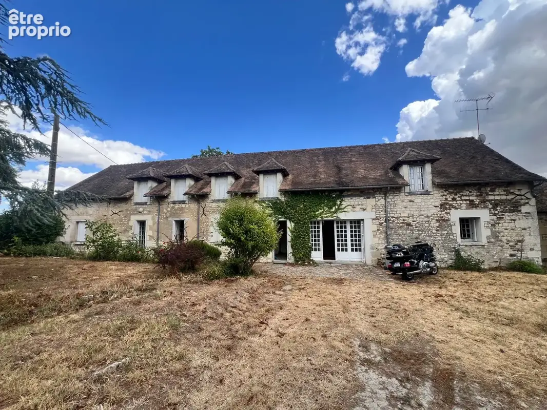 Longère de caractère – 230 m² – charme, volumes & authenticité – 20 minutes au nord de châtellerault - photo 2