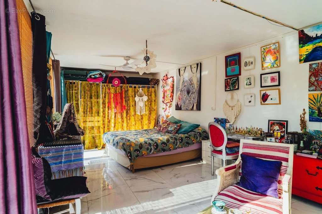 Maison à L&#039;ETANG-SALE