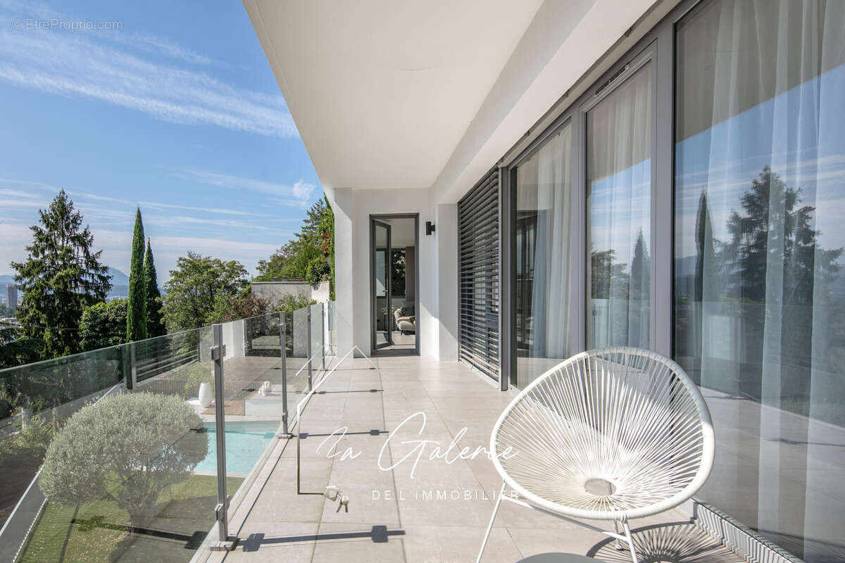 Magnifique maison d'architecte a la tronche - photo 10