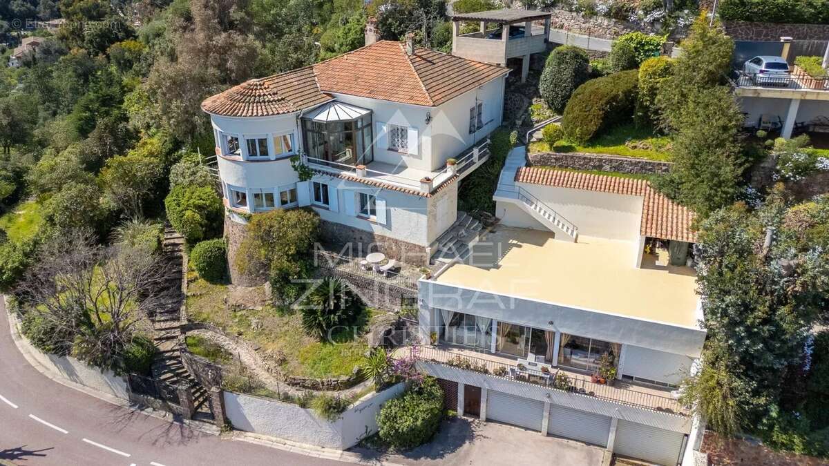 Maison à THEOULE-SUR-MER