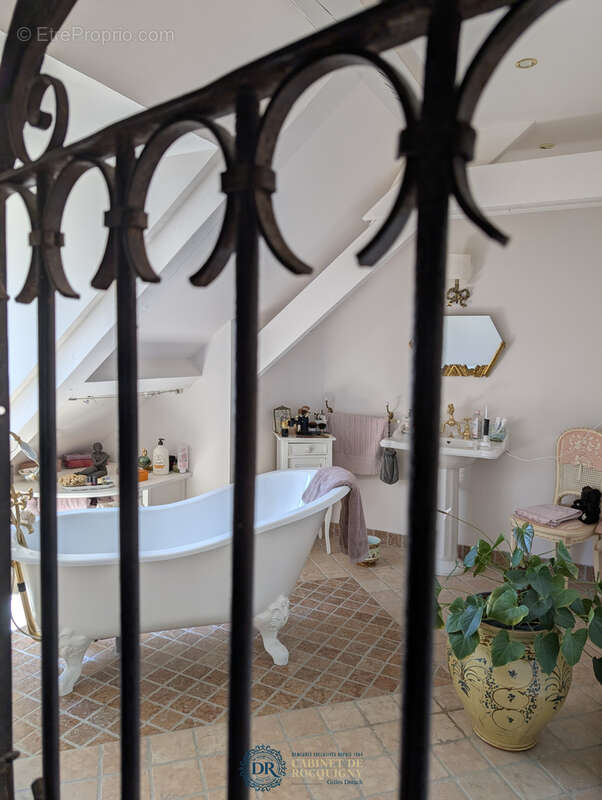 Maison à PIERREFITTE-SUR-SAULDRE