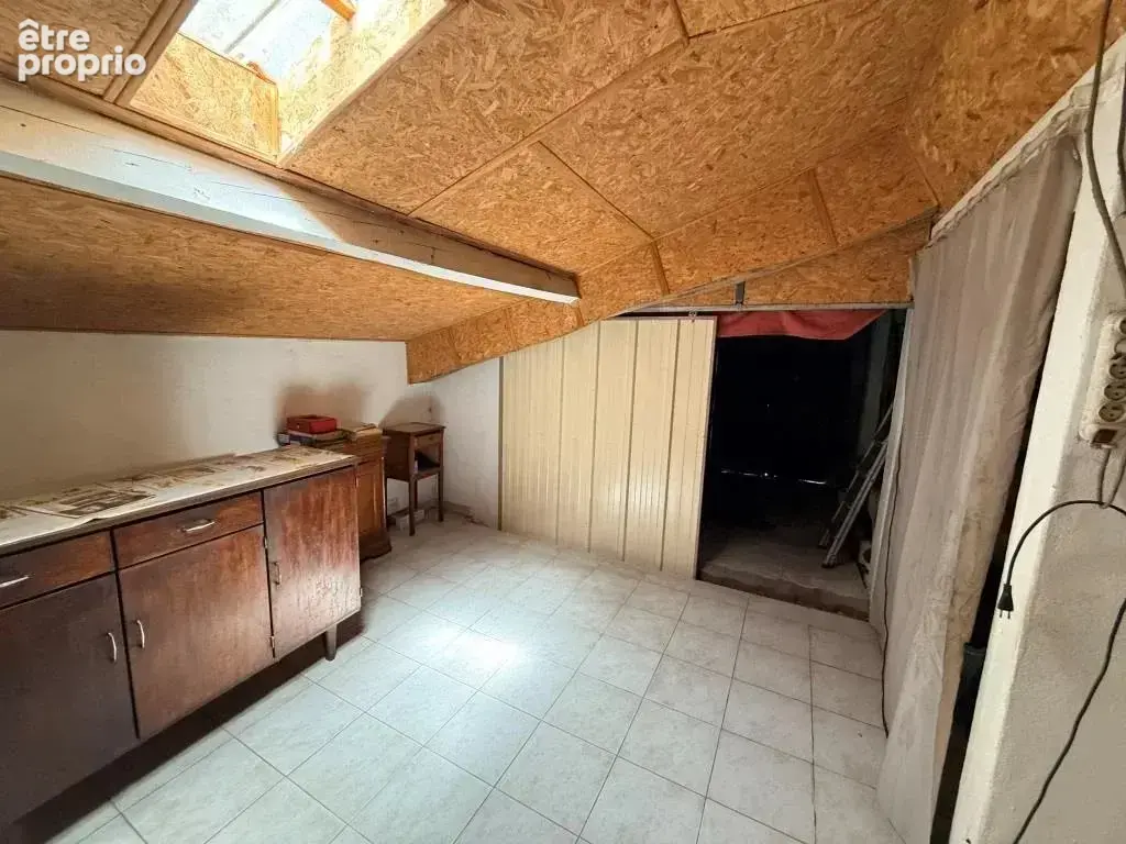 St yzan de soudiac maison a renover - photo 8